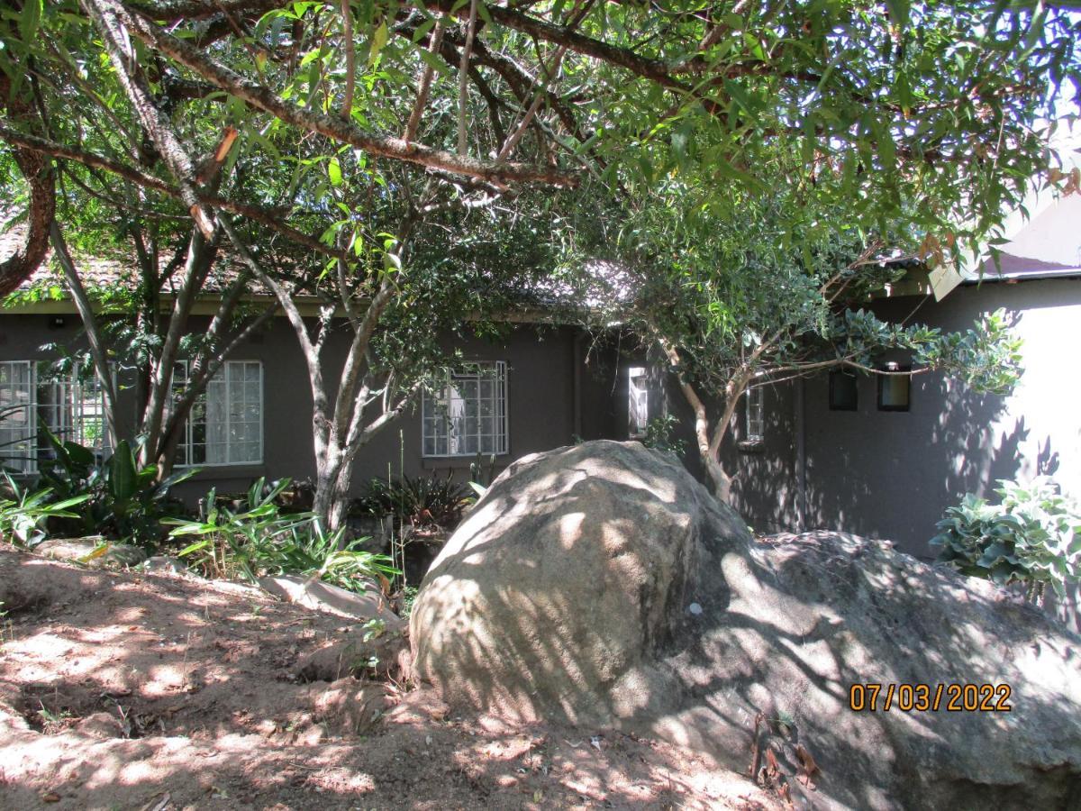 Leopard Tree Retreat Vila Mbombela Exterior foto